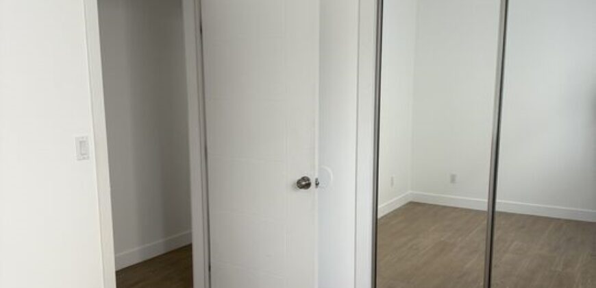 227 1/2 N. Park View St.