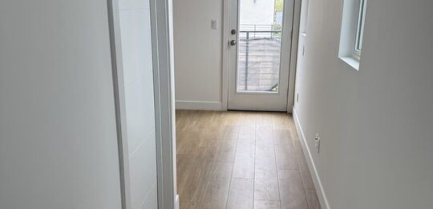 227 1/2 N. Park View St.