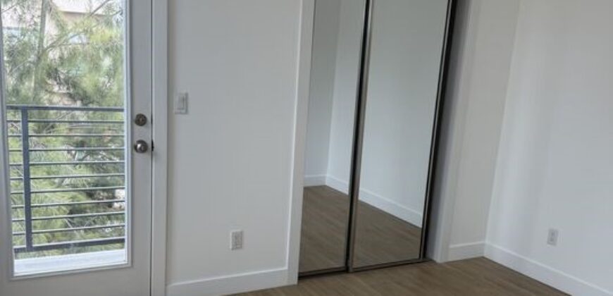 227 1/2 N. Park View St.