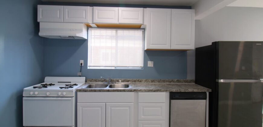 941 N. Kingsley Dr. #2 For Lease! 1 MONTH FREE!