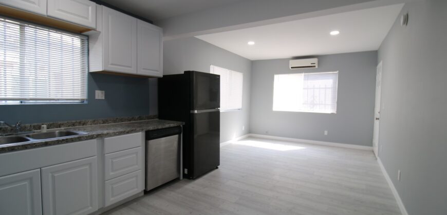 941 N. Kingsley Dr. #2 For Lease! 1 MONTH FREE!