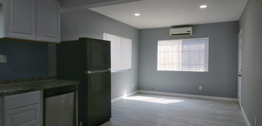 941 N. Kingsley Dr. #2 For Lease! 1 MONTH FREE!