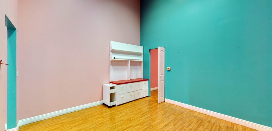 801 W. 7th St., + 661 Flower St