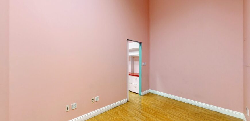 801 W. 7th St., + 661 Flower St