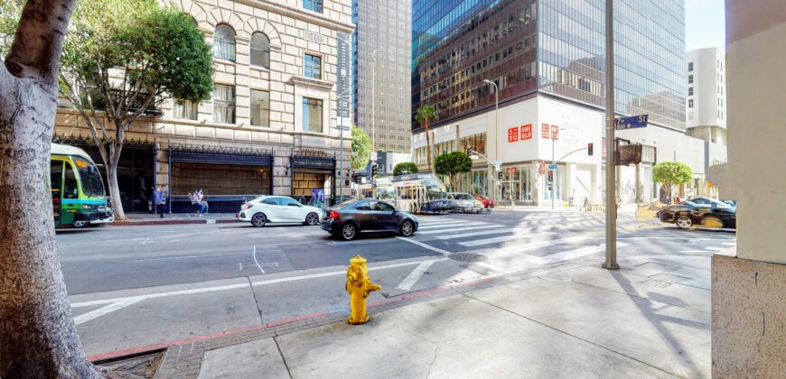 801 W. 7th St., + 661 Flower St