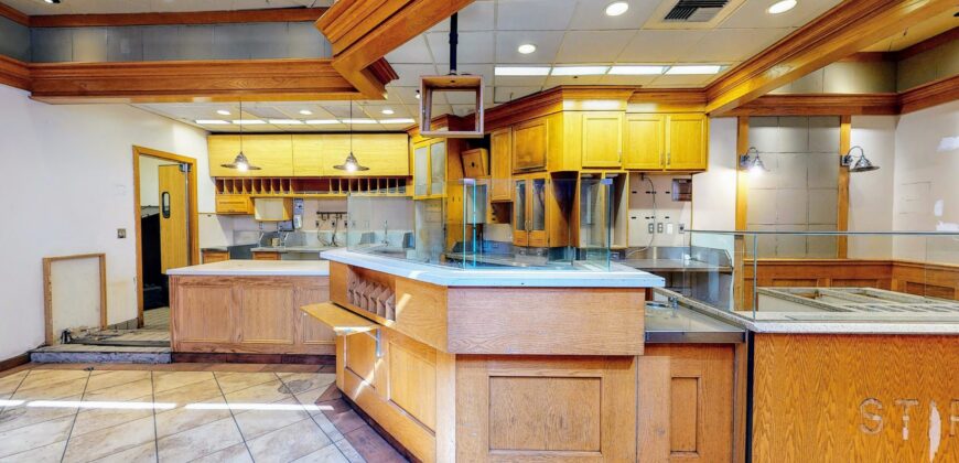 801 W. 7th St., + 661 Flower St