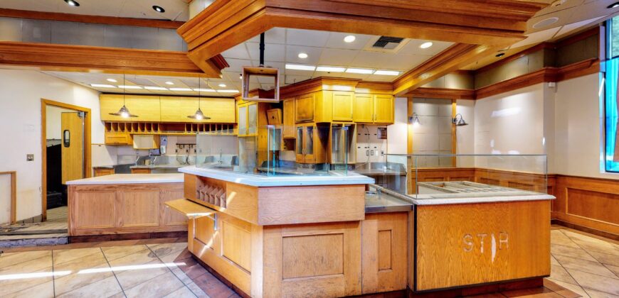 801 W. 7th St., + 661 Flower St