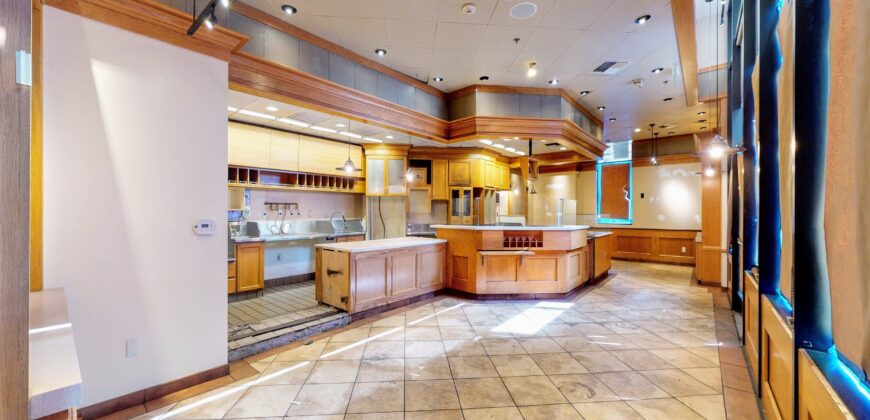 801 W. 7th St., + 661 Flower St