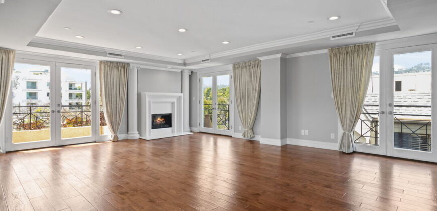 448 N Oakhurst Dr – #PENTHOUSE FOR RENT!