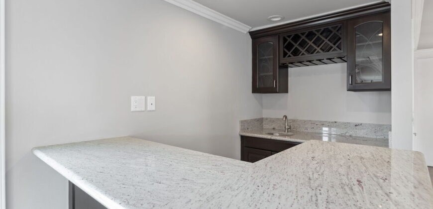 448 N Oakhurst Dr – #PENTHOUSE FOR RENT!