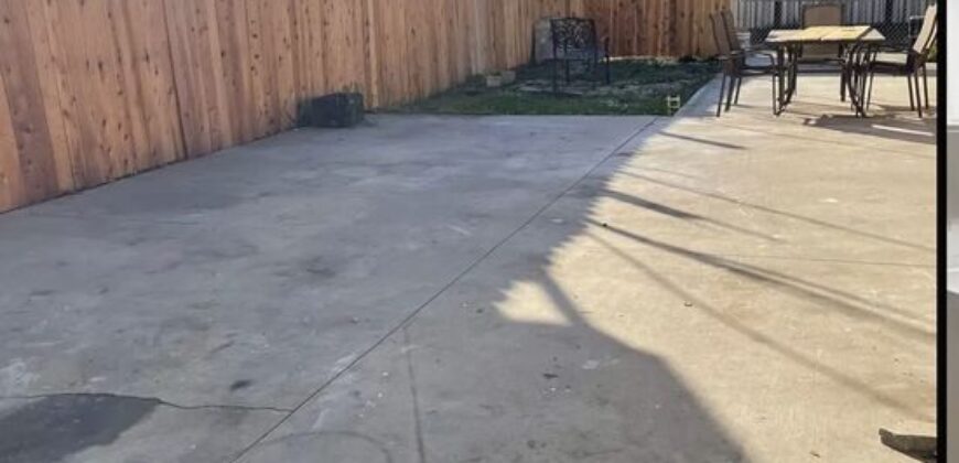 10327 Anzac Ave, Los Angeles – FOR SALE!