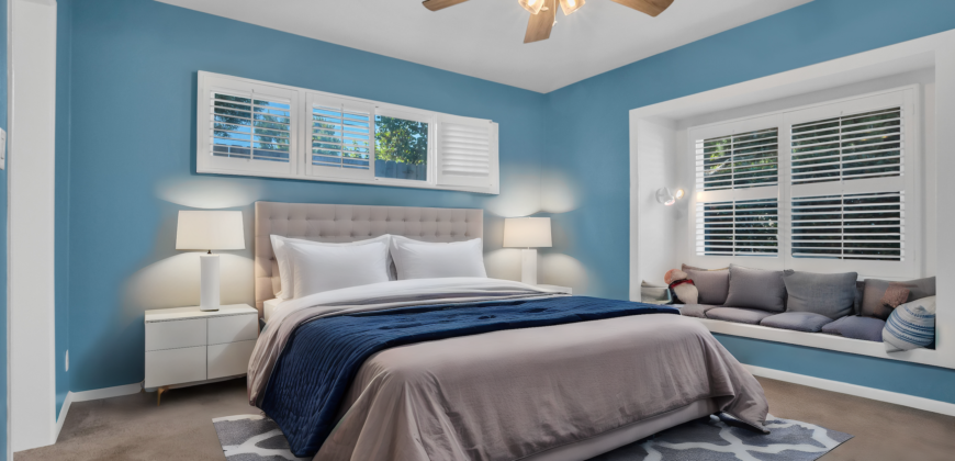 8429 Jamieson Ave FOR SALE!