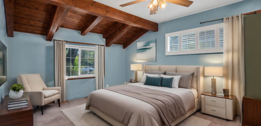 8429 Jamieson Ave FOR SALE!