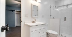 8429 Jamieson Ave FOR SALE!