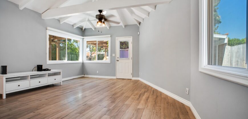 8429 Jamieson Ave FOR SALE!