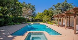 8429 Jamieson Ave FOR SALE!