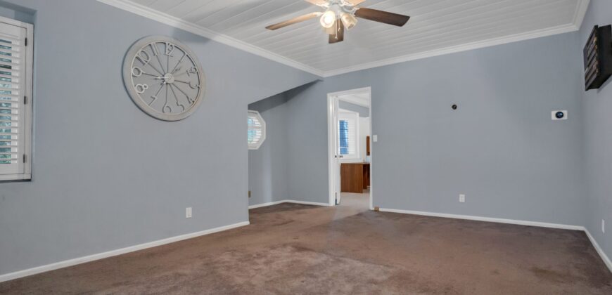 8429 Jamieson Ave FOR SALE!