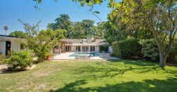 8429 Jamieson Ave FOR SALE!