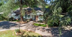 8429 Jamieson Ave FOR SALE!