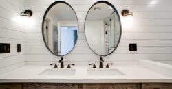 8429 Jamieson Ave FOR SALE!