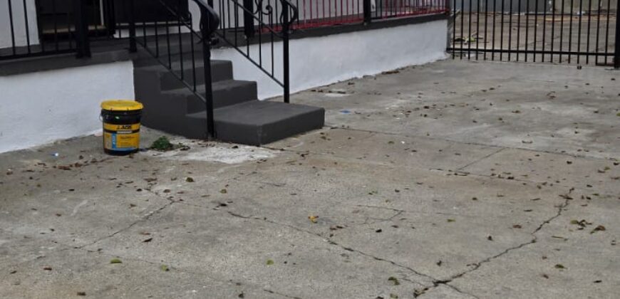 448 E 84th Pl – FOR LEASE!