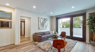 1070 S Bedford St #304 – FOR RENT!