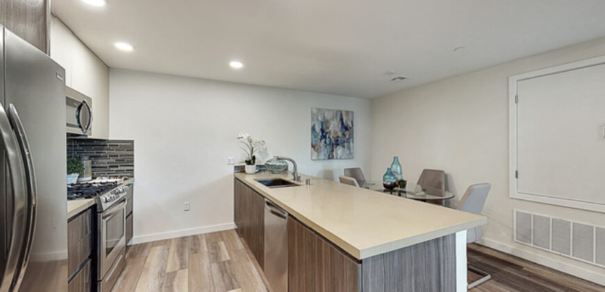 1070 S Bedford St #104 – FOR RENT!