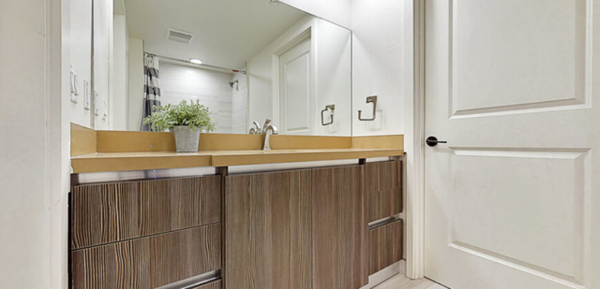 1070 S Bedford St #104 – FOR RENT!