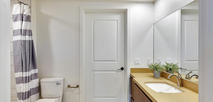 1070 S Bedford St #104 – FOR RENT!