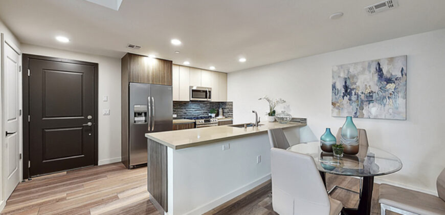 1070 S Bedford St #104 – FOR RENT!