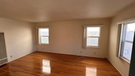 Bright & Quiet Charming 1-Bedroom Santa Monica Gem Minutes from the Beach!