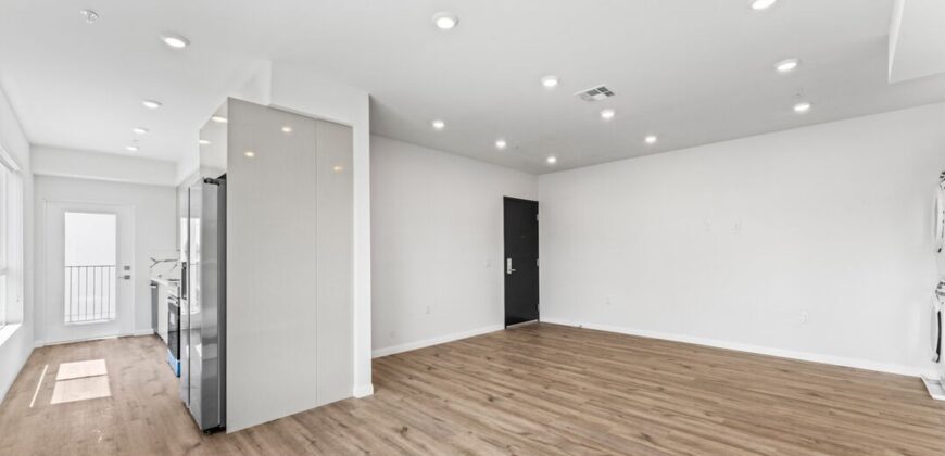 Brand New Luxury Living Now Leasing! 3105 Bellevue Ave #205