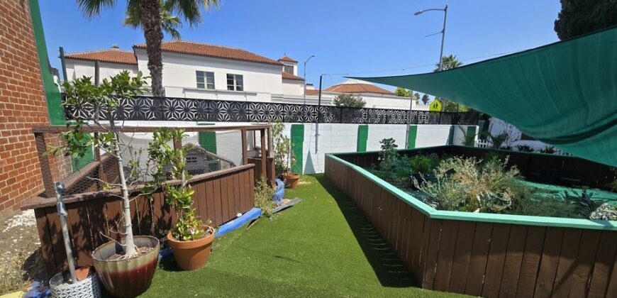Rare Beverly Hills Commercial Educational Use Opportunity – 177 S. Robertson Blvd.