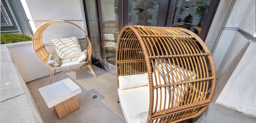 Bedford Suites Unit #102 – Available for RENT! 1070 S. Bedford St., Los Angeles, CA 90035