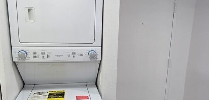 1811 Malcolm Ave #1 – FOR LEASE