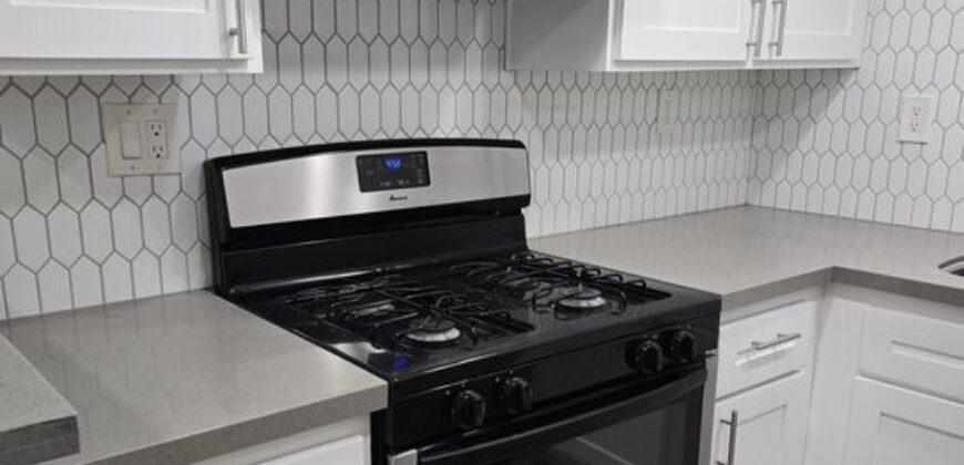 1811 Malcolm Ave #1 – FOR LEASE