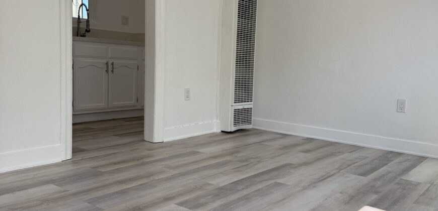 2235 W 14th St. – FOR RENT!!