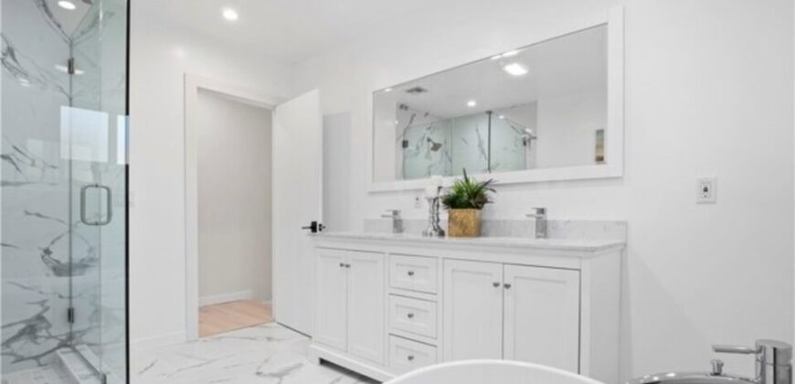 SINGLE FAMILY HOME FOR RENT! 17601RHODA ST.