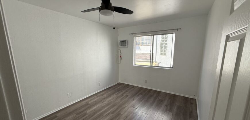 3beds / 2.5baths FOR RENT – 1505 S Dunsmuir Ave