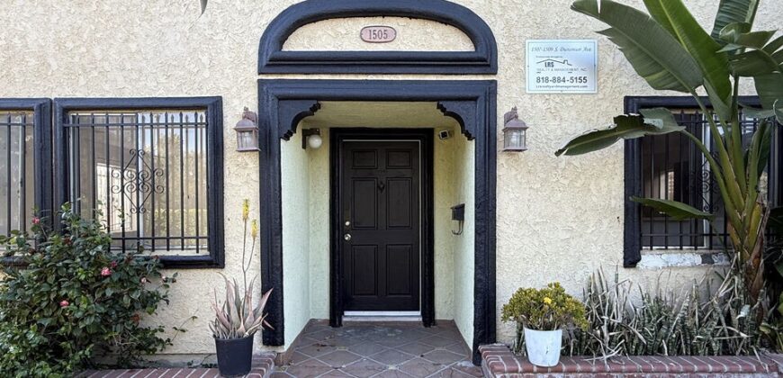 3beds / 2.5baths FOR RENT – 1505 S Dunsmuir Ave