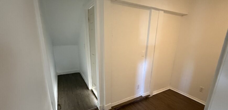 3beds / 2.5baths FOR RENT – 1505 S Dunsmuir Ave