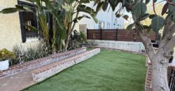 3beds / 2.5baths FOR RENT – 1505 S Dunsmuir Ave