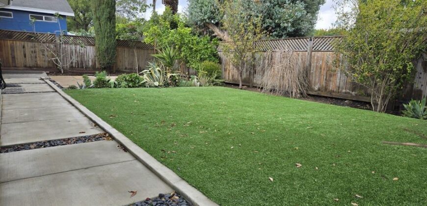 SINGLE FAMILY HOME FOR RENT! 17601RHODA ST.