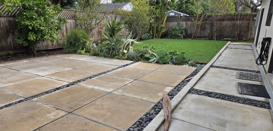 SINGLE FAMILY HOME FOR RENT! 17601RHODA ST.