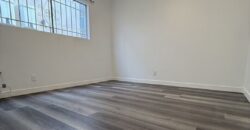 Beautiffully Remodeled 1Bed / 1Bath FOR RENT – 955 N St Andrews Pl!