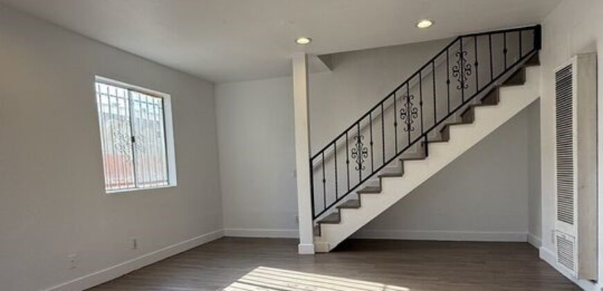 3beds / 2.5baths FOR RENT – 1505 S Dunsmuir Ave