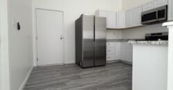 621 N Bronson Ave #202 – FOR RENT!