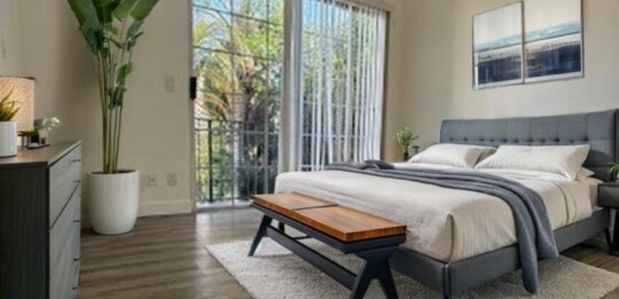 621 N Bronson Ave #201 – FOR RENT!