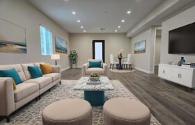 **2ND MONTH AT 50% OFF! ** Woodland Hills Single Family Home FOR RENT! 5062 TOPANGA CANYON BLVD