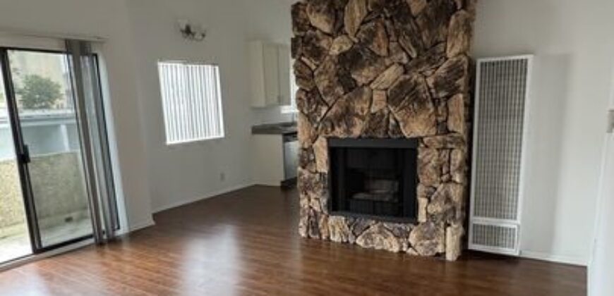 2Bed / 2Bath – FOR RENT! 3744 Delmas Ter.